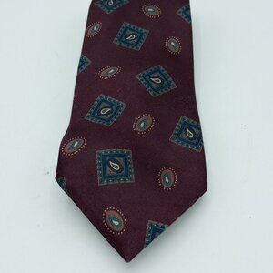 Wembley Tie 59.5"L